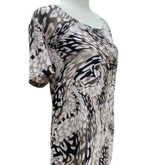 JM Collection Top Bold Geometric Raised Threading Oversized - Picture 2 of 9